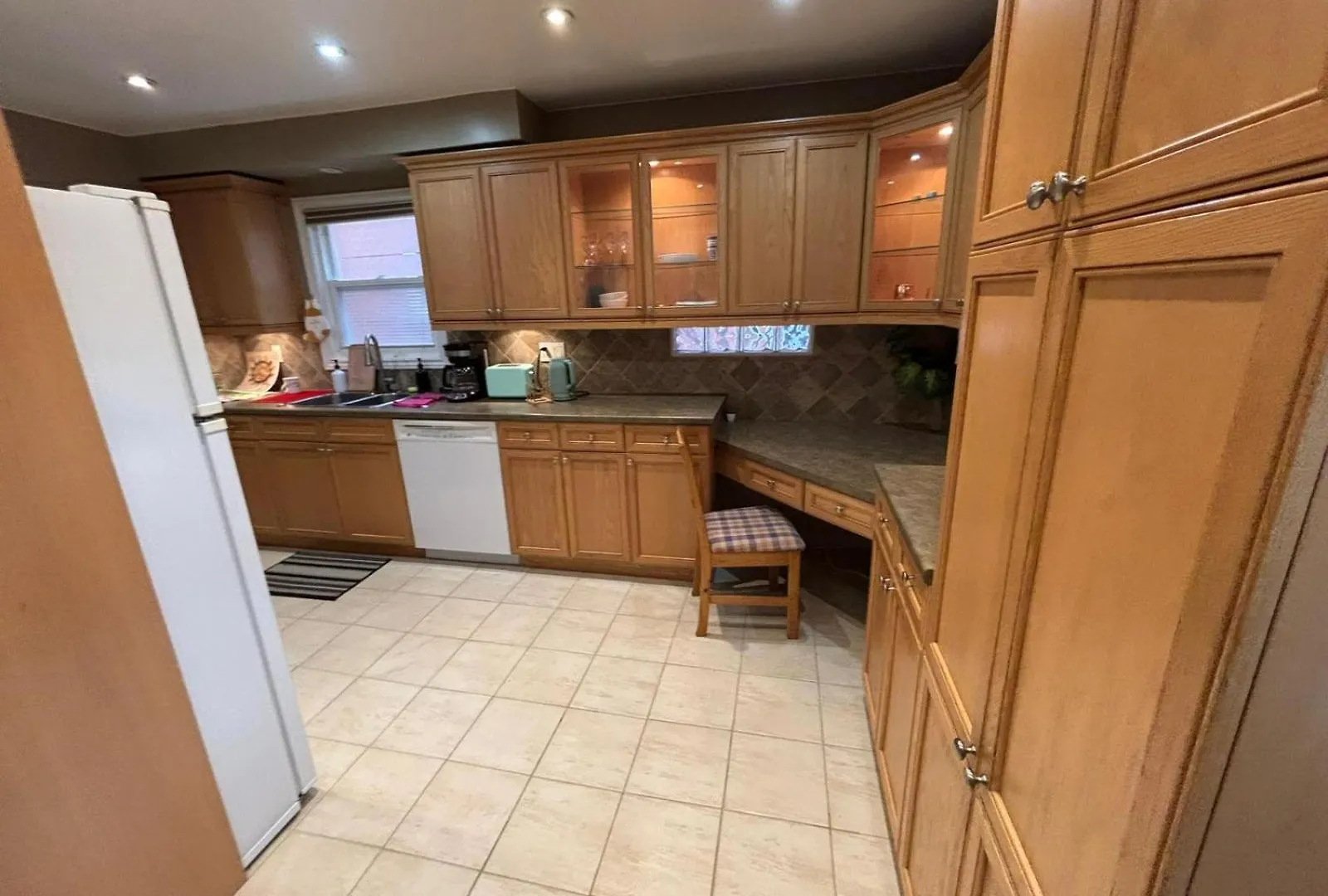 Bramalea City Centre Bnb-Full Privacy,24X7 Checkin Brampton Homestay